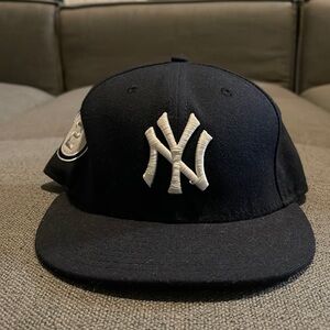 New York Yankees fitted cap size 7